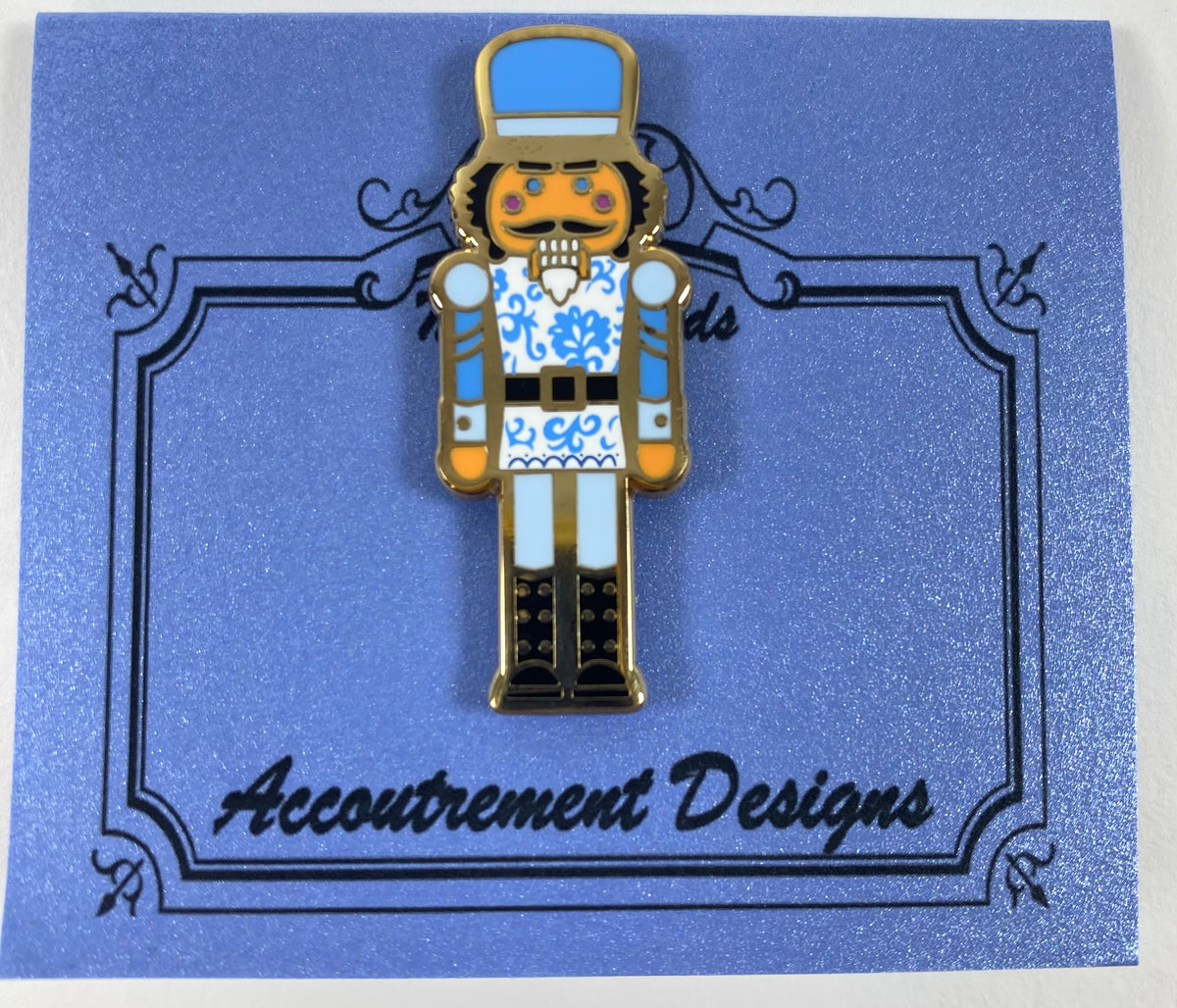 Blue Chinoiserie Nutcracker Needleminder